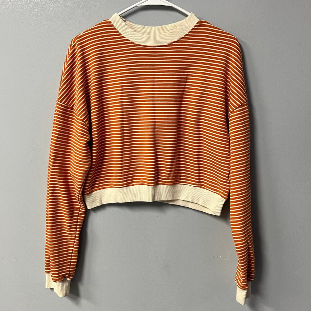 forever 21 burnt orange cream‎ cropped long sleeve top size large
